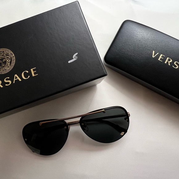 Versace 2231 Women Sunglasses - Picture 1 of 16